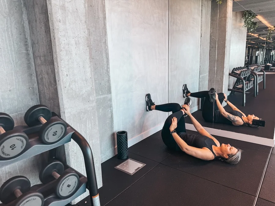 athlete stretching before bed