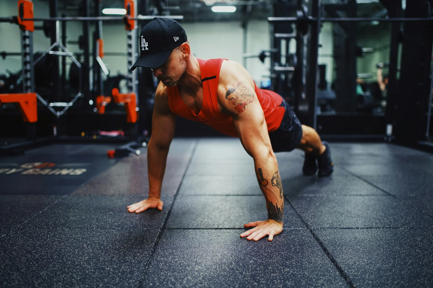 Athlete who does push-ups